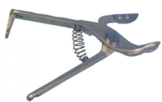 Zarez�vacie klie�te na hydinu