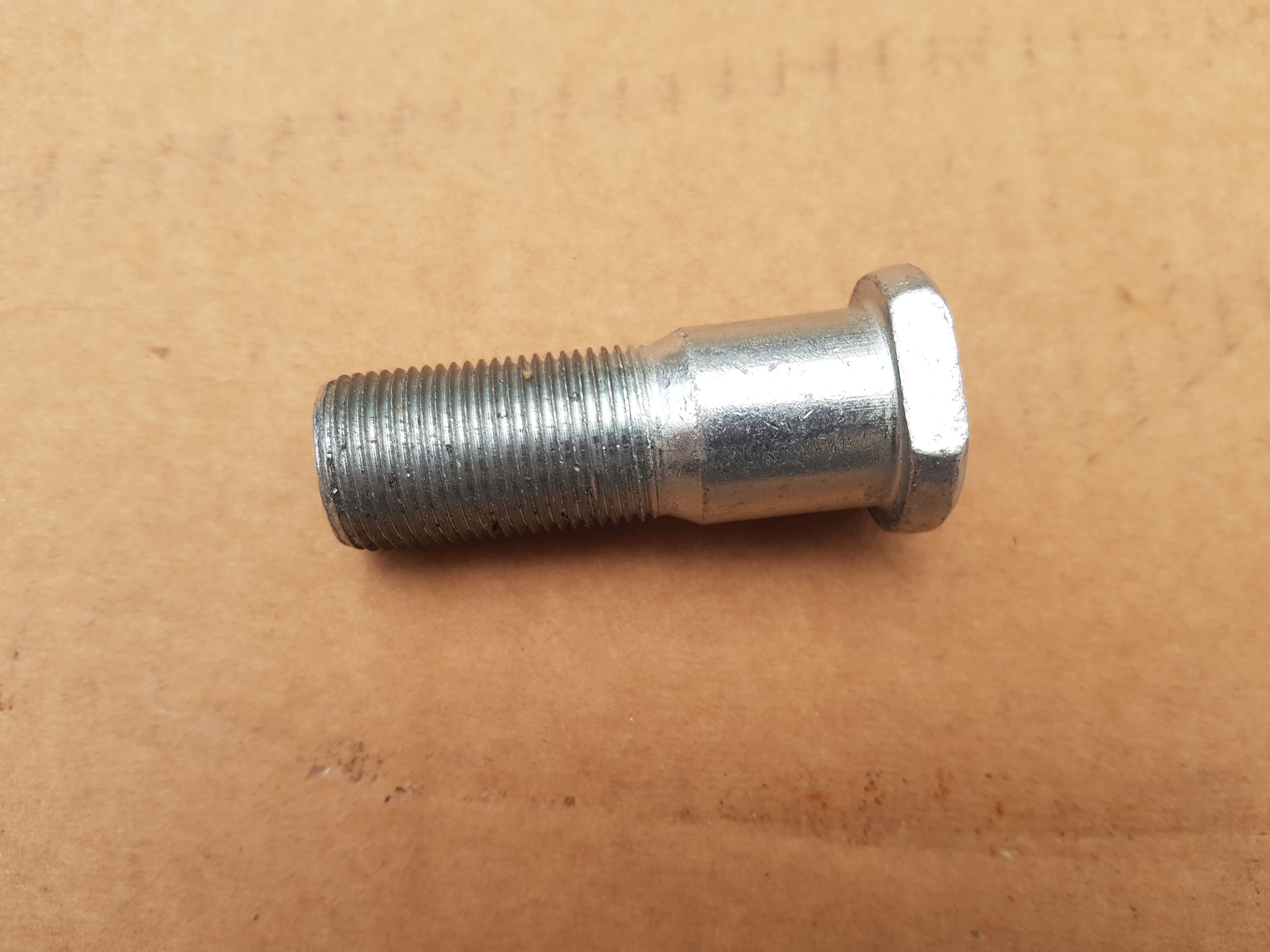 �r�b kola M18x1,5/52 mm P53 pevnostn� 8.8 G