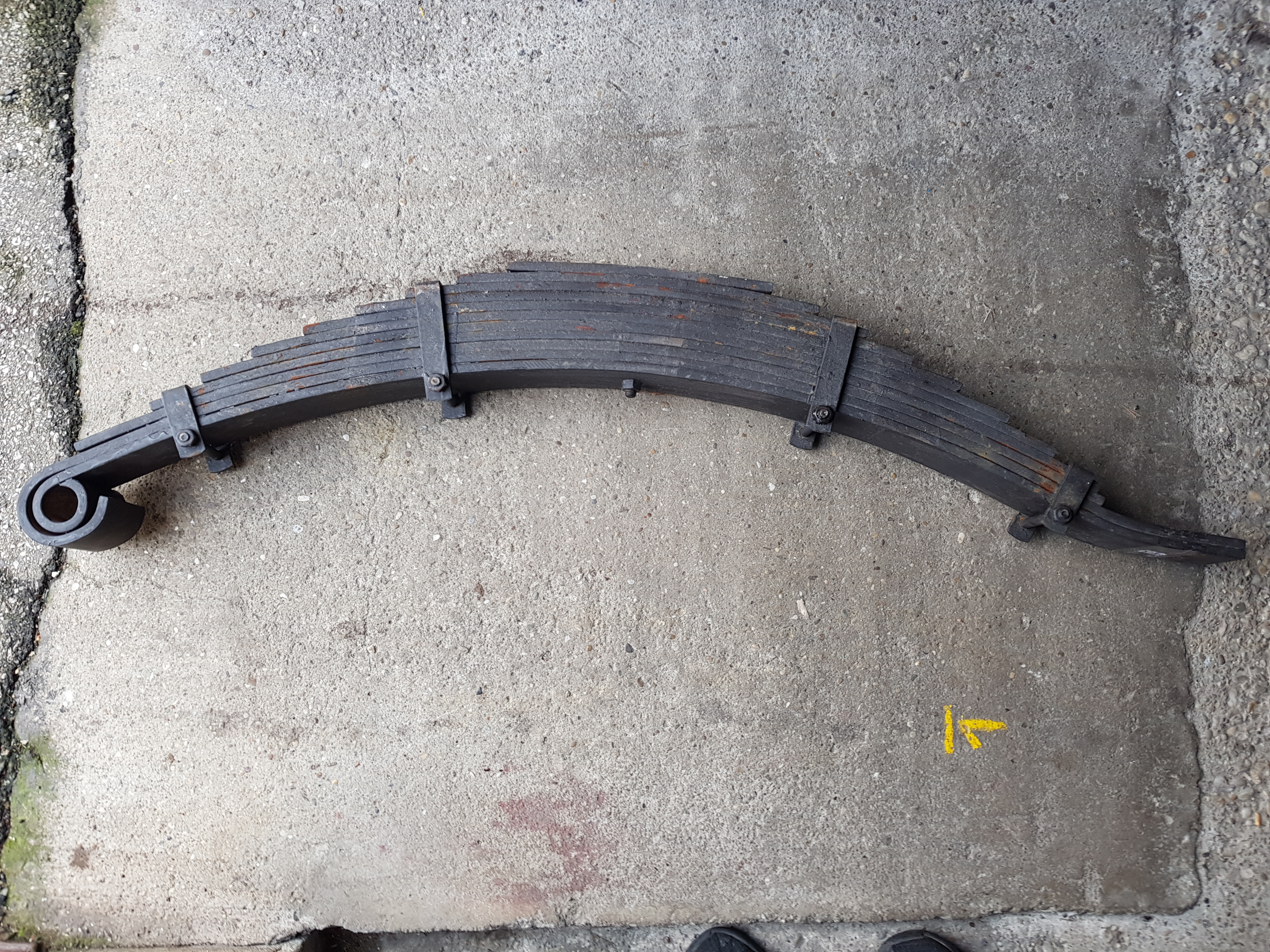 pero listov� P93,78, 11 listov/ ��rka 80 mm