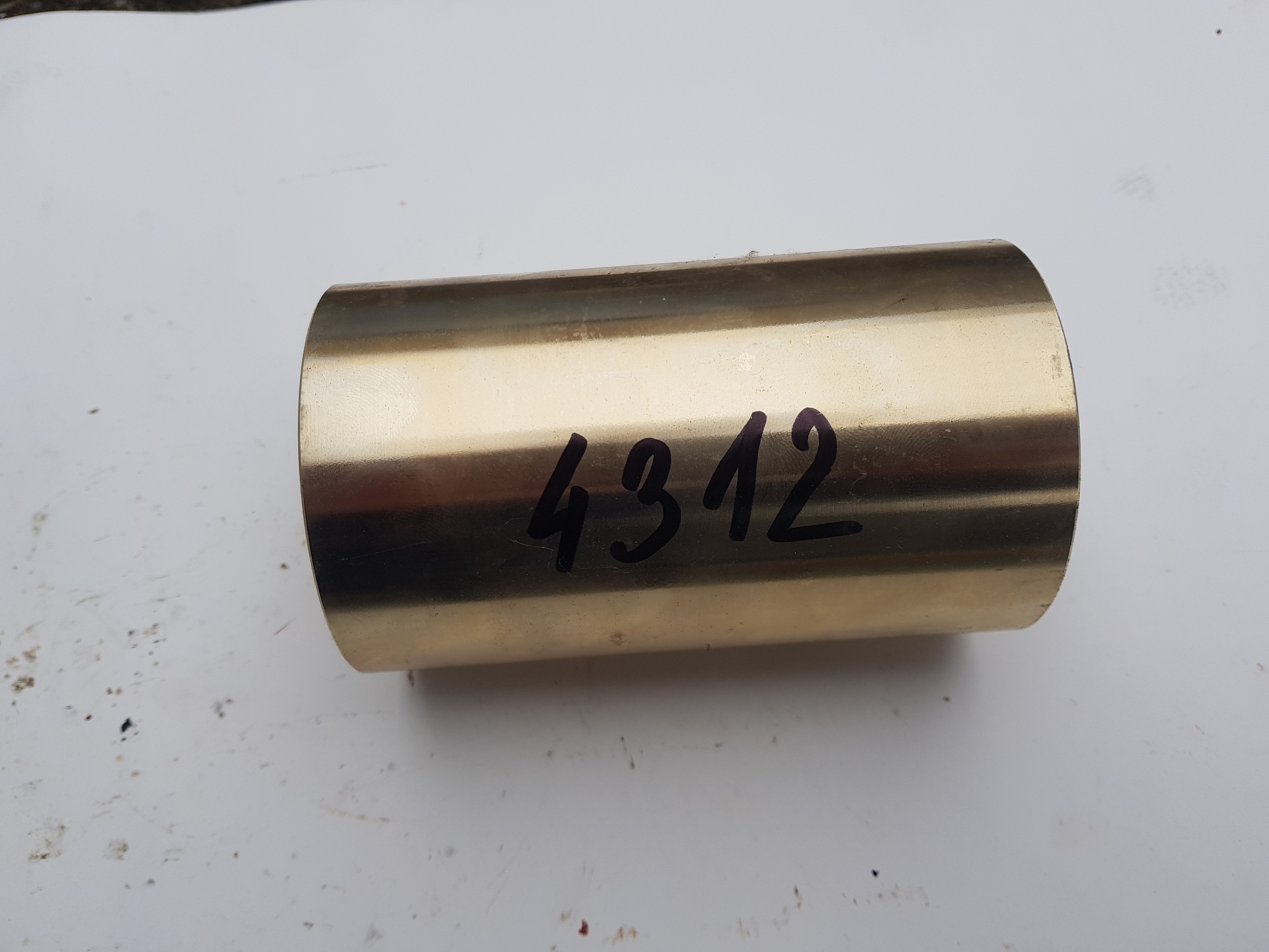 p�zdro ø 30x36x100 mosadzn�