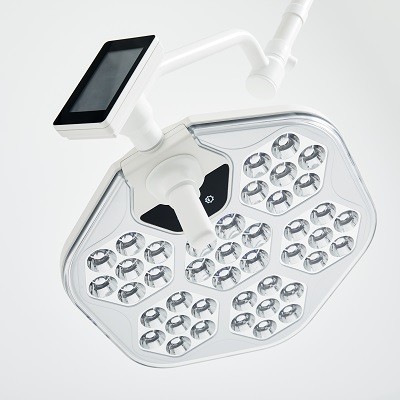 Opera�n� svetlo S300