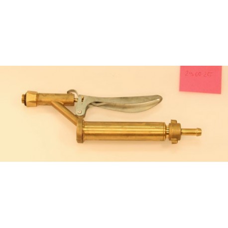 Momentov� uzatv�rac� koh�t st.2/3,   koncovka so z�vitom /holander